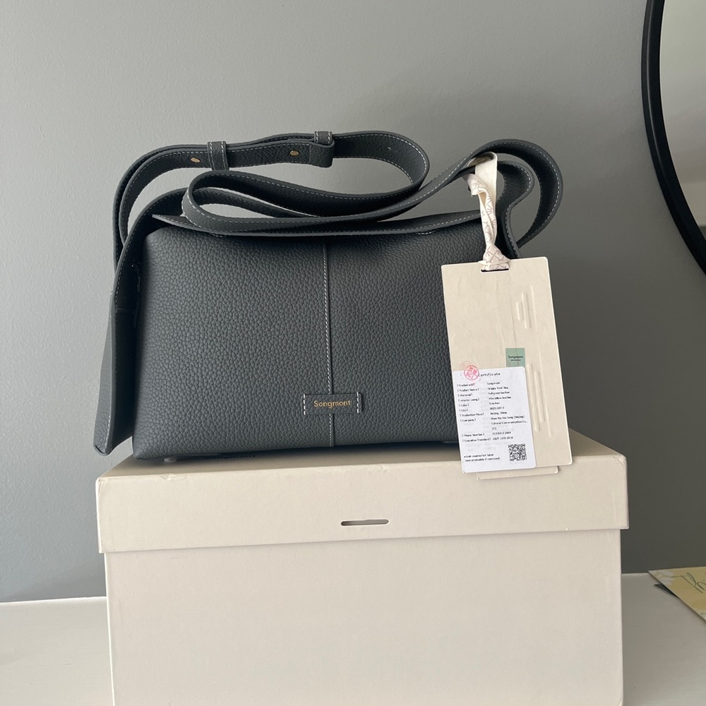 Songmont Drippy Roof in Stardust